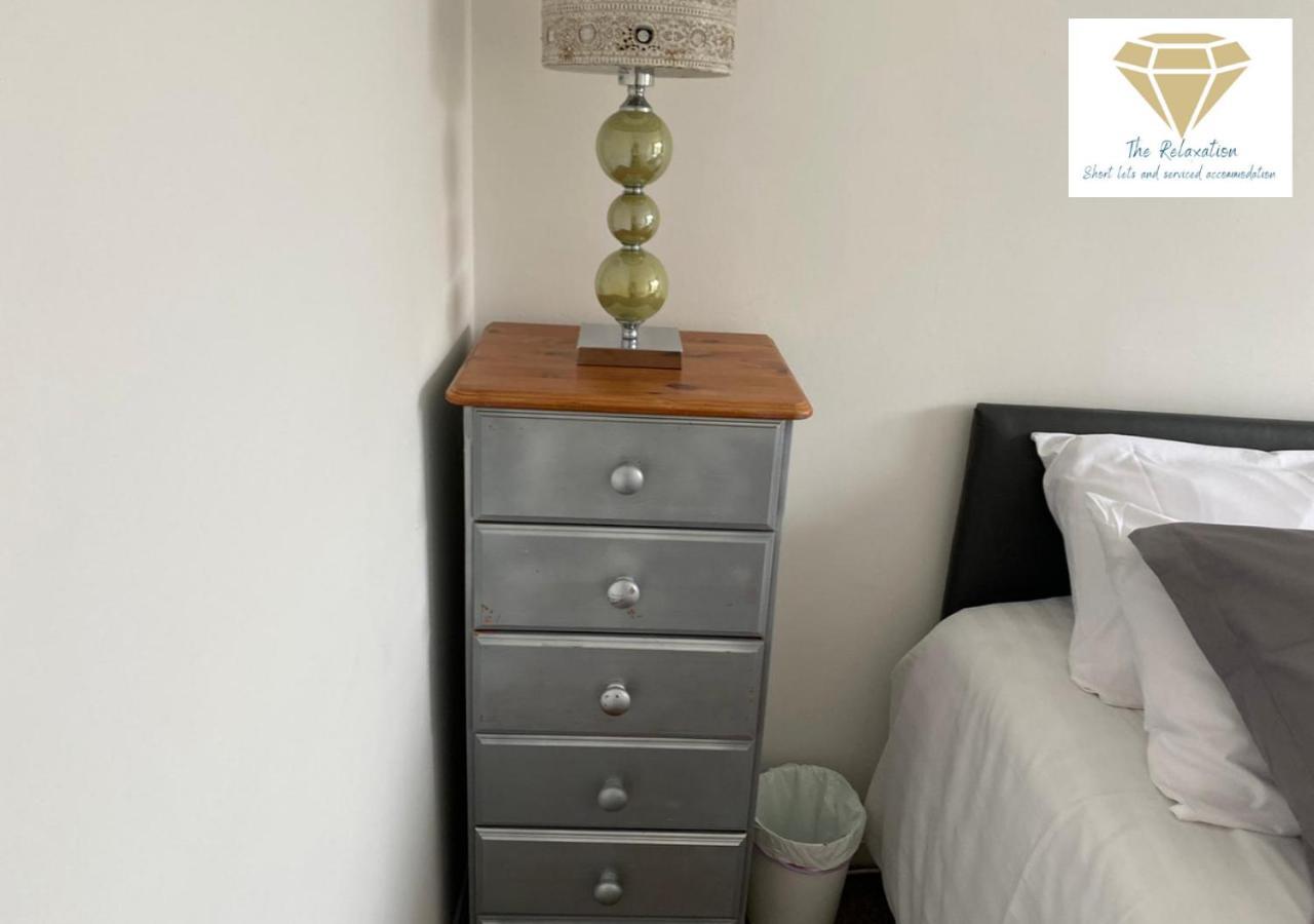 2 Bed Apartment-5 Guests - Business-Relocation-Parking - The Brighton Short Stay & Serviced Apartments Dış mekan fotoğraf
