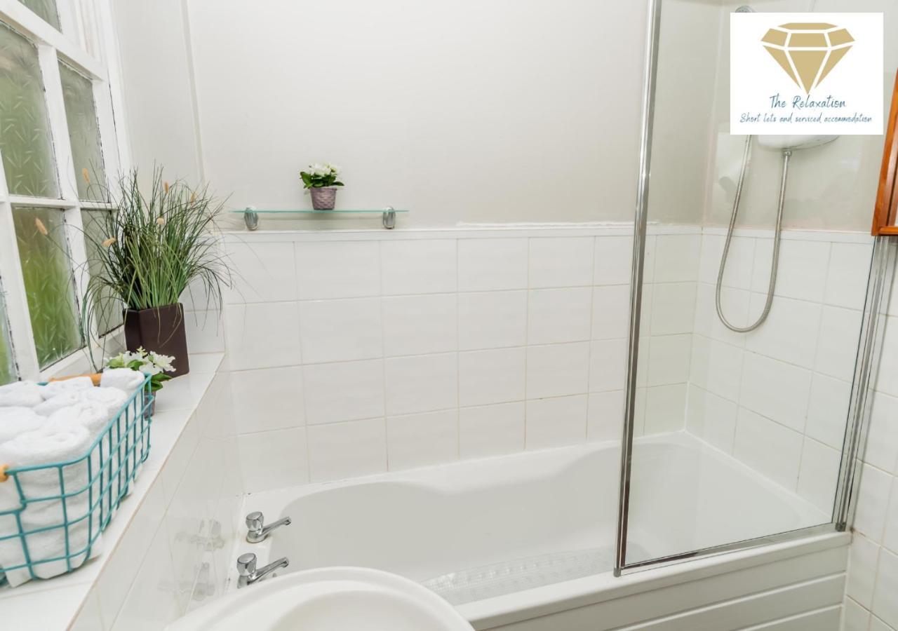 2 Bed Apartment-5 Guests - Business-Relocation-Parking - The Brighton Short Stay & Serviced Apartments Dış mekan fotoğraf
