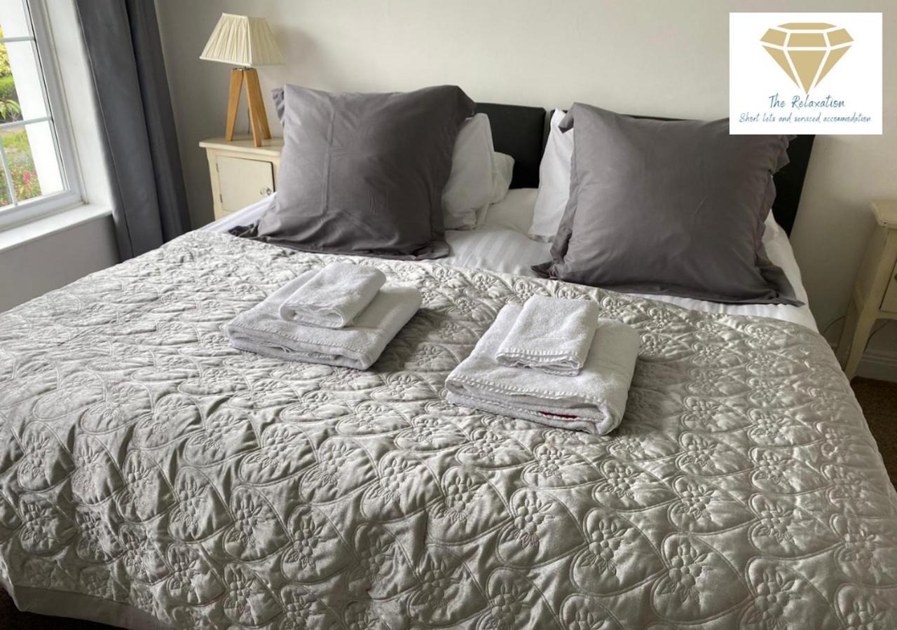 2 Bed Apartment-5 Guests - Business-Relocation-Parking - The Brighton Short Stay & Serviced Apartments Dış mekan fotoğraf