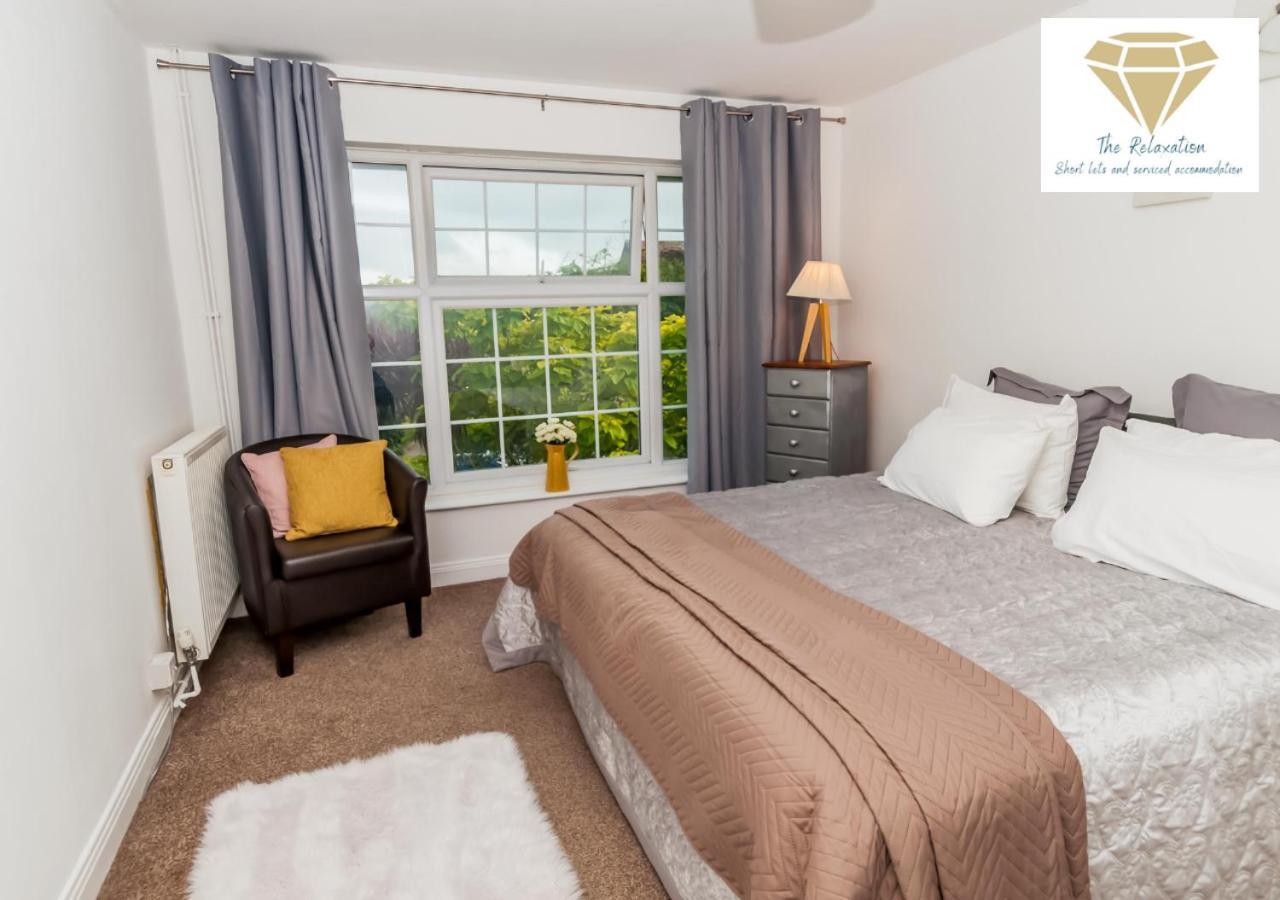 2 Bed Apartment-5 Guests - Business-Relocation-Parking - The Brighton Short Stay & Serviced Apartments Dış mekan fotoğraf