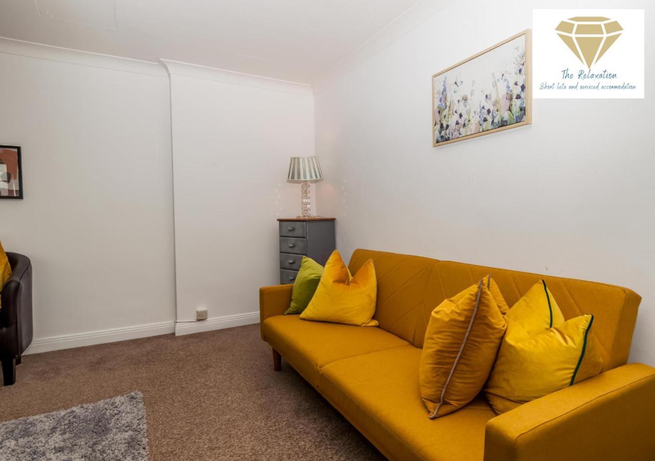 2 Bed Apartment-5 Guests - Business-Relocation-Parking - The Brighton Short Stay & Serviced Apartments Dış mekan fotoğraf