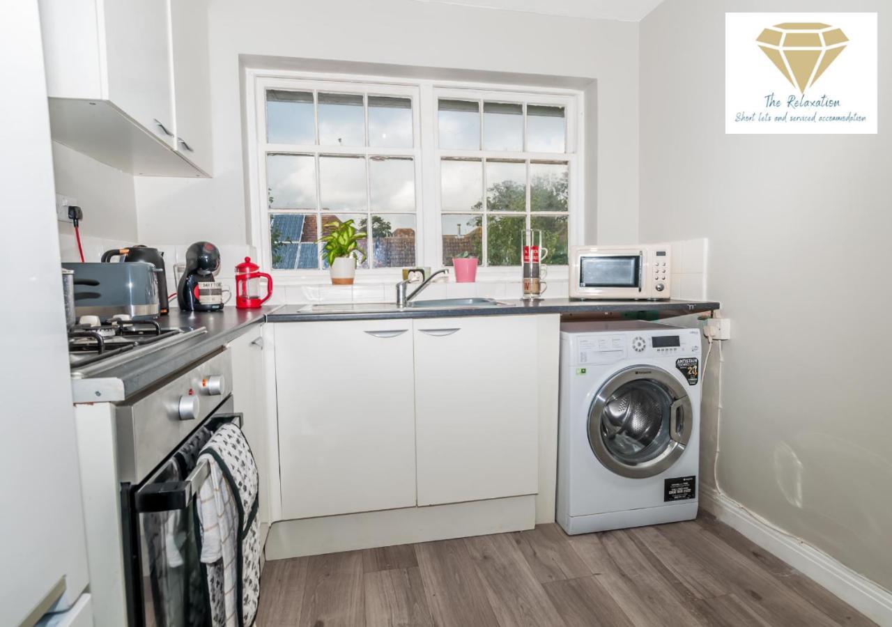 2 Bed Apartment-5 Guests - Business-Relocation-Parking - The Brighton Short Stay & Serviced Apartments Dış mekan fotoğraf