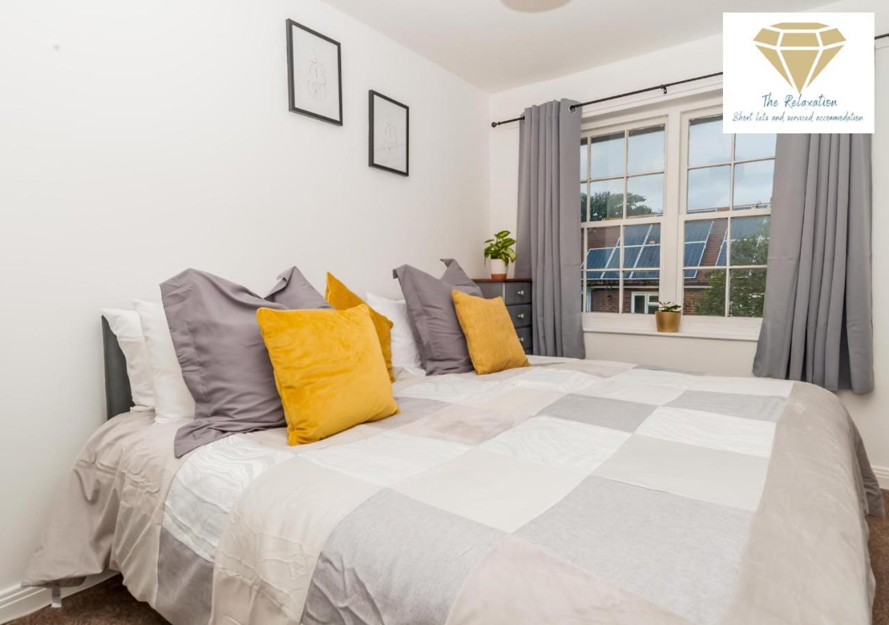 2 Bed Apartment-5 Guests - Business-Relocation-Parking - The Brighton Short Stay & Serviced Apartments Dış mekan fotoğraf