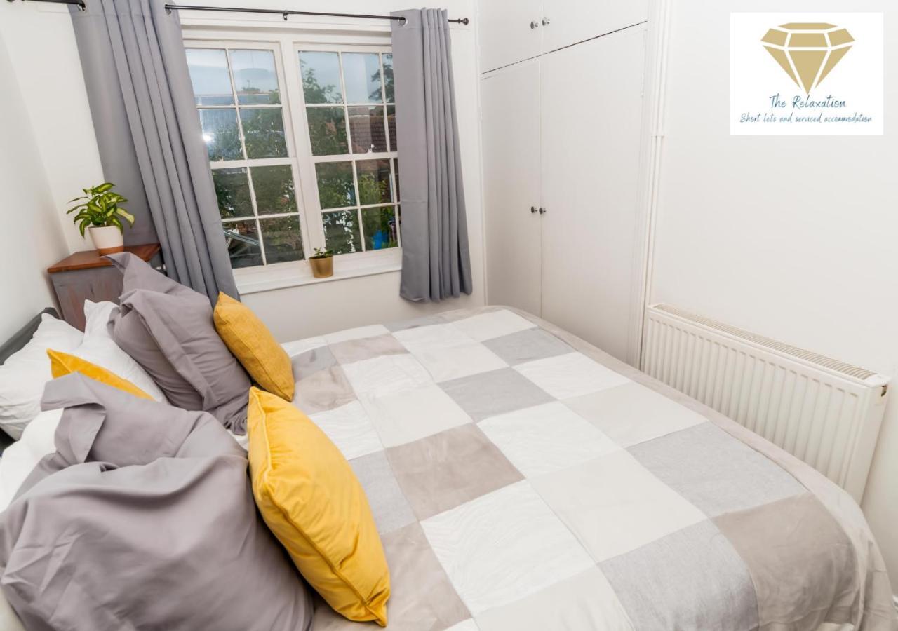 2 Bed Apartment-5 Guests - Business-Relocation-Parking - The Brighton Short Stay & Serviced Apartments Dış mekan fotoğraf