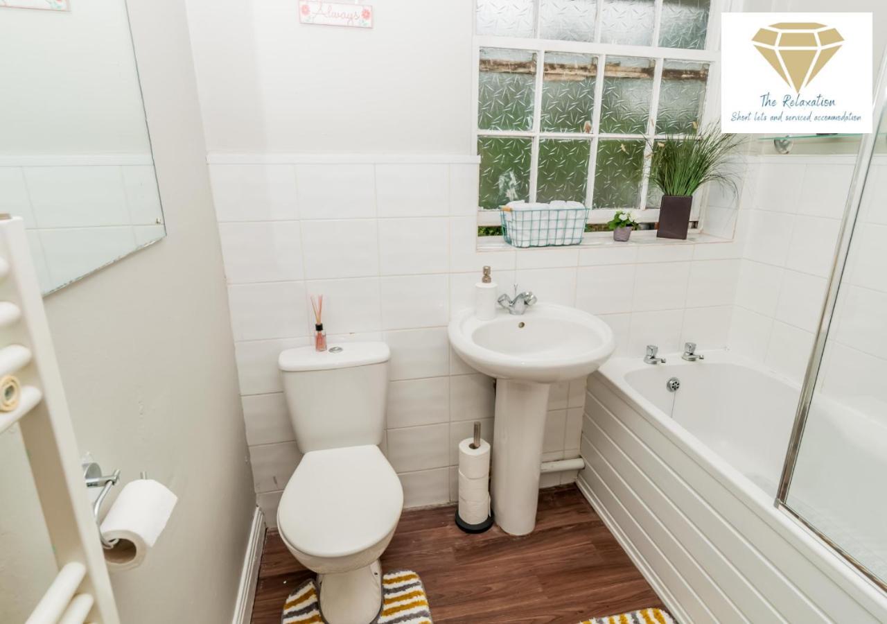 2 Bed Apartment-5 Guests - Business-Relocation-Parking - The Brighton Short Stay & Serviced Apartments Dış mekan fotoğraf