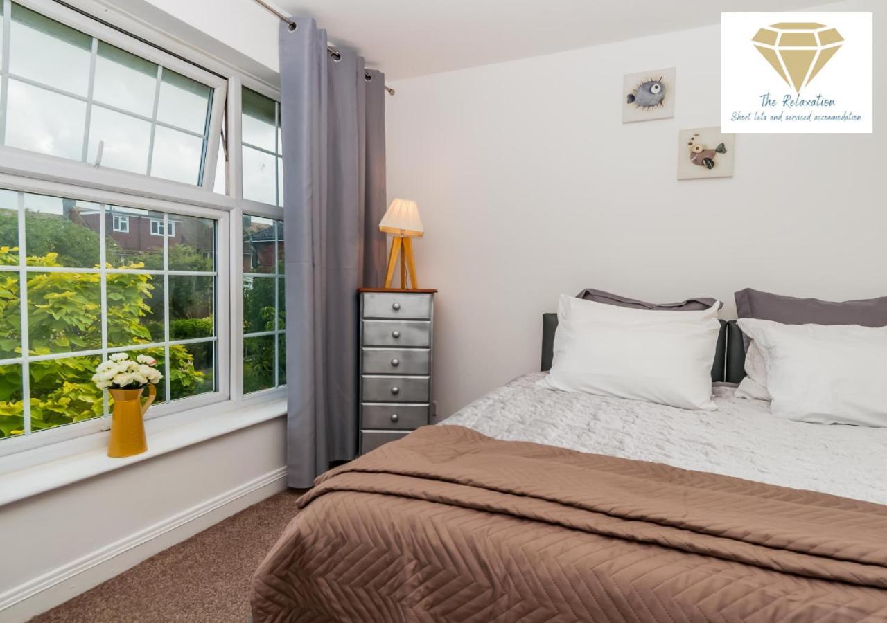 2 Bed Apartment-5 Guests - Business-Relocation-Parking - The Brighton Short Stay & Serviced Apartments Dış mekan fotoğraf