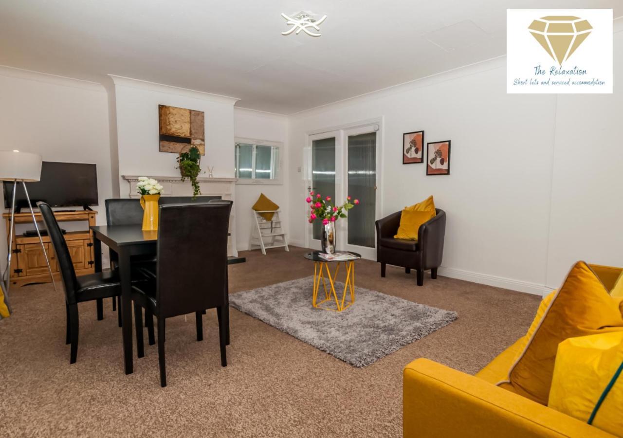 2 Bed Apartment-5 Guests - Business-Relocation-Parking - The Brighton Short Stay & Serviced Apartments Dış mekan fotoğraf