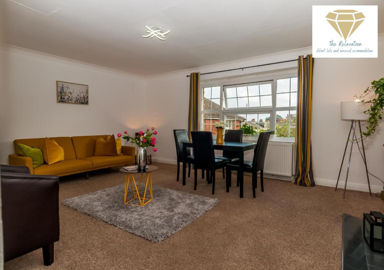 2 Bed Apartment-5 Guests - Business-Relocation-Parking - The Brighton Short Stay & Serviced Apartments Dış mekan fotoğraf