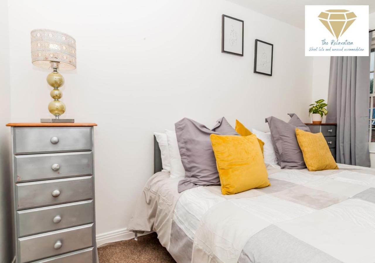 2 Bed Apartment-5 Guests - Business-Relocation-Parking - The Brighton Short Stay & Serviced Apartments Dış mekan fotoğraf